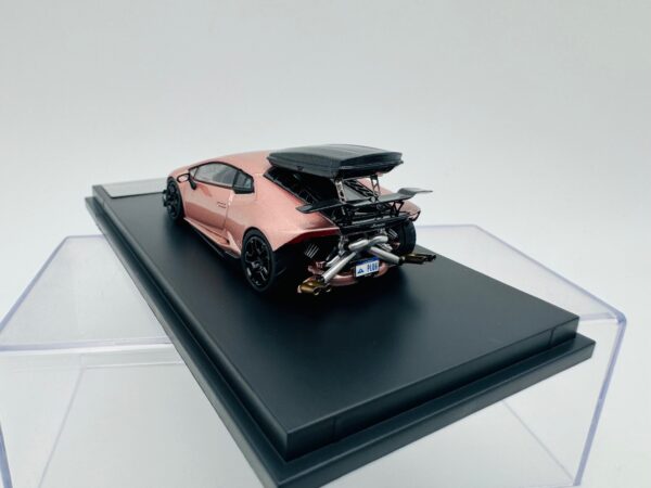 FINDCLASSIC 1:64 LAMBORGHINI HURACAN ICEBERRY PINK - Image 4