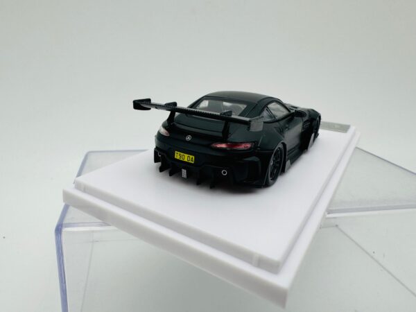 RHINO MODEL 1:64 MERCEDES AMG GTS BLACK - Image 5