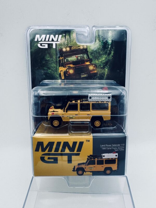 MINI GT 1:64 LAND ROVER DEFENDER 110 CAMEL TROPHY AMAZON TEAM TURKEY
