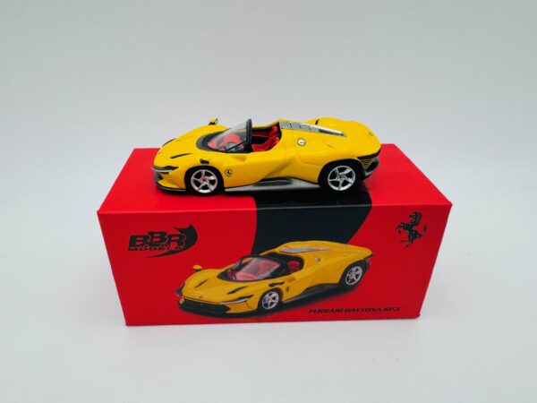 BBR 1:64 FERRARI DAYTONA SP3 GIALLO MODENA
