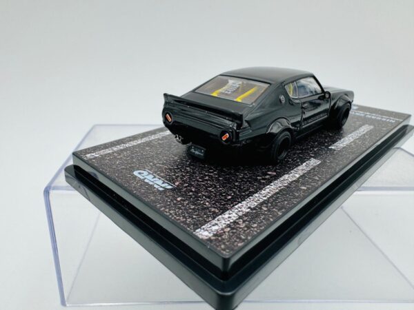 INNO MODELS 1:64 NISSAN SKYLINE 2000 GTR KENMERI BLACK - Imagen 4