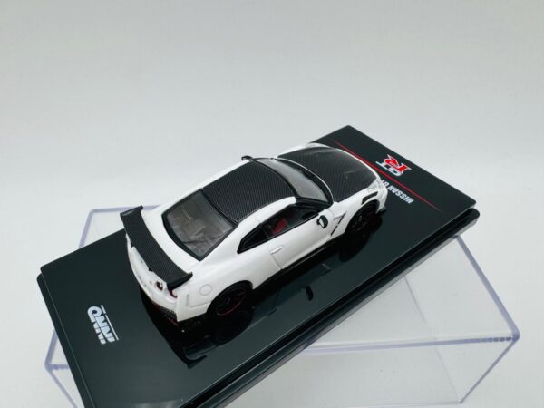 INNO MODELS 1:64 NISSAN SKYLINE GTR R35 NISMO WHITE – Bild 5