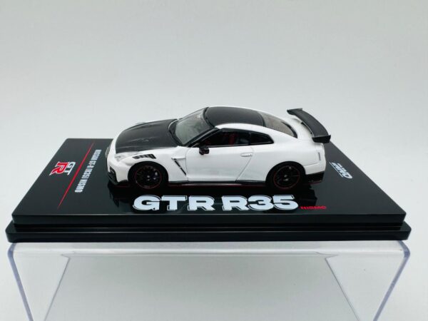 INNO MODELS 1:64 NISSAN SKYLINE GTR R35 NISMO WHITE – Bild 2