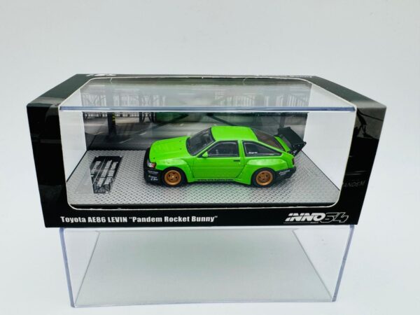 INNO MODELS 1:64 TOYOTA AE86 LEVIN PANDEM ROCKET BUNNY GREEN