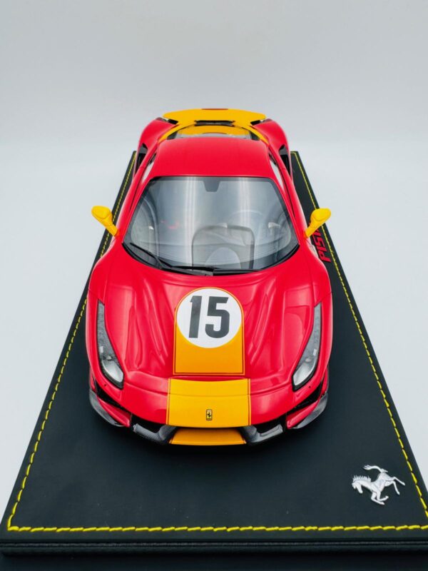 BBR 1:18 FERRARI 488 PISTA ROSSO CORSA 21/48 UNIDADES - Imagen 7