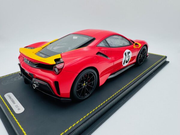 BBR 1:18 FERRARI 488 PISTA ROSSO CORSA 21/48 UNIDADES - Imagen 12