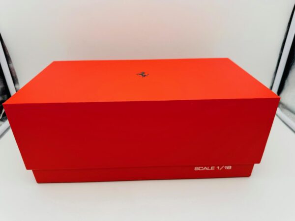 BBR 1:18 FERRARI 488 PISTA ROSSO CORSA 21/48 UNIDADES - Imagen 14