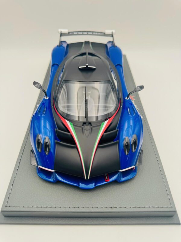 BBR 1:18 PAGANI HUAYRA R MATT BLACK BLU FRANCIA - Image 4