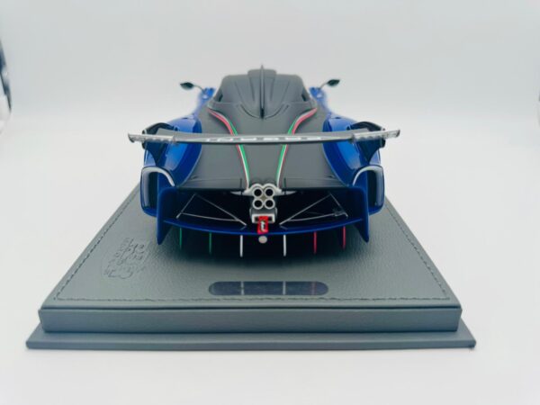 BBR 1:18 PAGANI HUAYRA R MATT BLACK BLU FRANCIA - Image 5