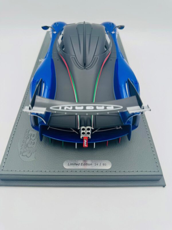 BBR 1:18 PAGANI HUAYRA R MATT BLACK BLU FRANCIA - Image 6