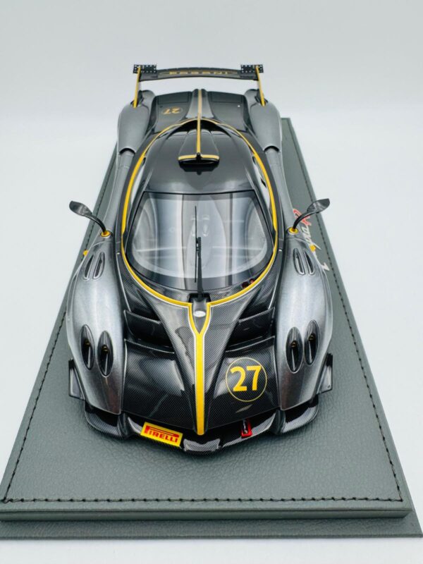 BBR 1:18 PAGANI HUAYRA R MATT BLACK CARBON MATT GREY - Image 4