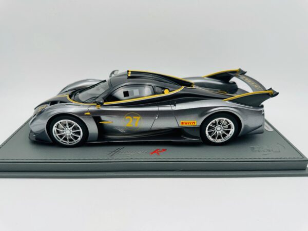 BBR 1:18 PAGANI HUAYRA R MATT BLACK CARBON MATT GREY