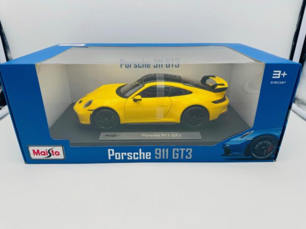 MAISTO 1:18 PORSCHE 911 GT3 AMARILLO
