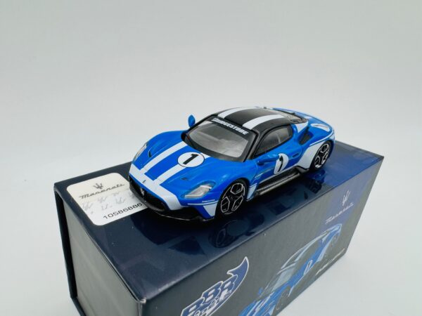 BBR 1:64 MASERATI MC20 1 PERFORMANCE EXPERIENCE - Imagen 2