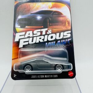 HOTWHEELS 1:64 ASTON MARTIN DB9
