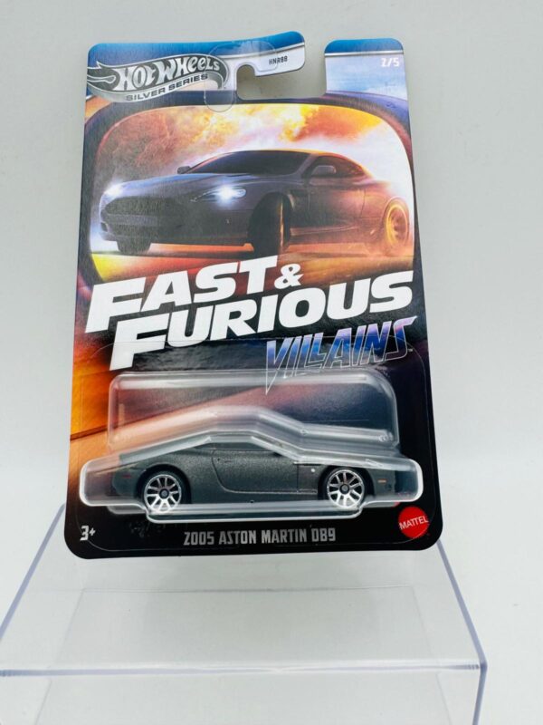 HOTWHEELS 1:64 ASTON MARTIN DB9