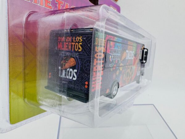 AMERICAN DIORAMA 1:64 THE TACO TRUCK - Imagen 3