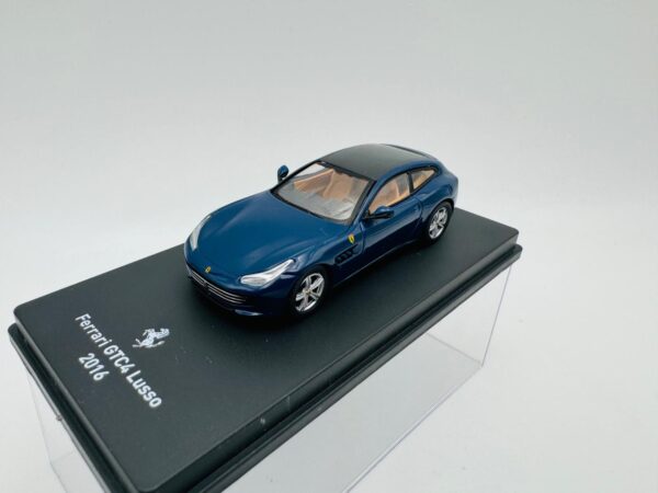 OEM 1:64 FERRARI GTC4 LUSSO 2016 - Imagen 2