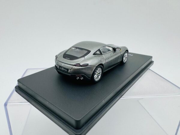 OEM 1:64 FERRARI ROMA 2020 - Imagen 3