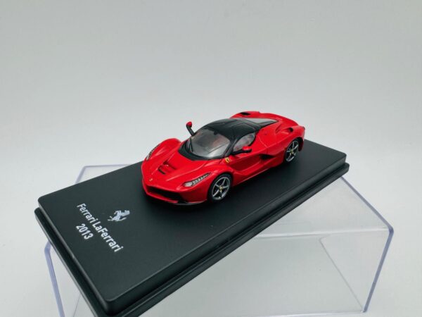 OEM 1:64 FERRARI LAFERRARI 2013 - Imagen 2
