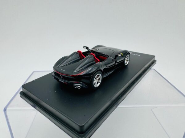OEM 1:64 FERRARI MONZA SP2 2018 - Imagen 3