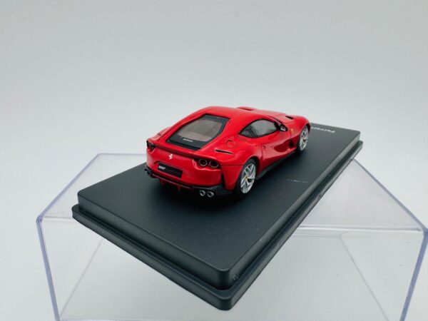 OEM 1:64 FERRARI 812 SUPERFAST 2017 - Imagen 3