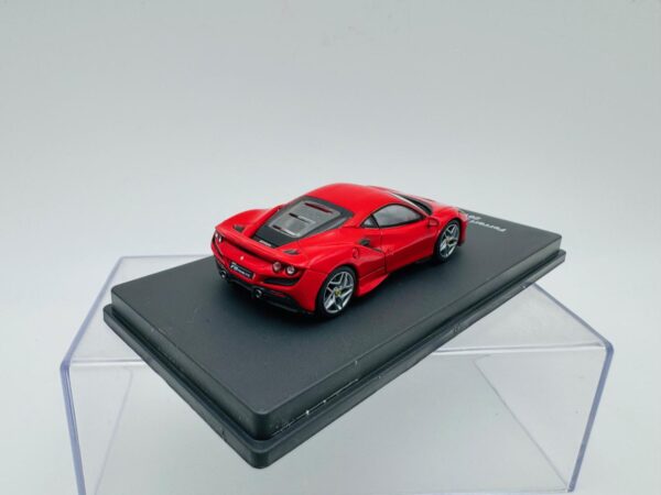 OEM 1:64 FERRARI F8 TRIBUTO 2019 - Imagen 3