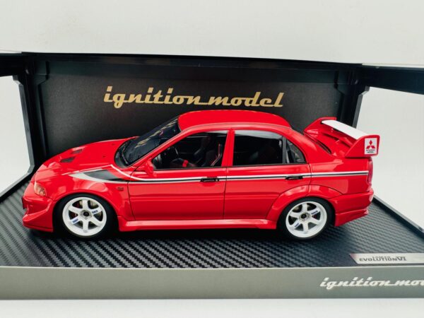 IGNITION MODEL 1:18 MITSUBISHI LANCER EVO VI TOMNI MAKINEN