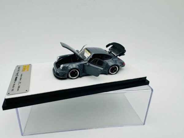 PGM 1:64 PORSCHE RWB 930 CEMENT GREY