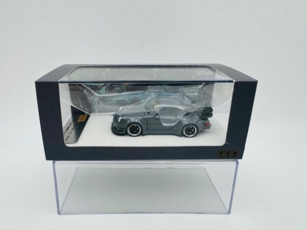 PGM 1:64 PORSCHE RWB 930 CEMENT GREY - Imagen 2