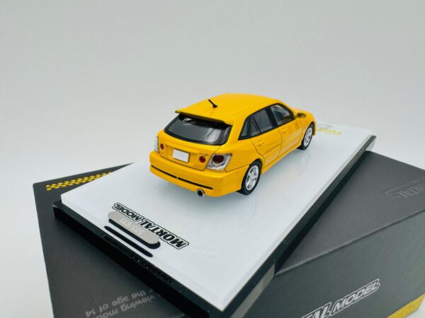 MORTAL 1:64 TOYOTA ALTEZZA GITA ORIGINAL YELLOW - Imagen 4