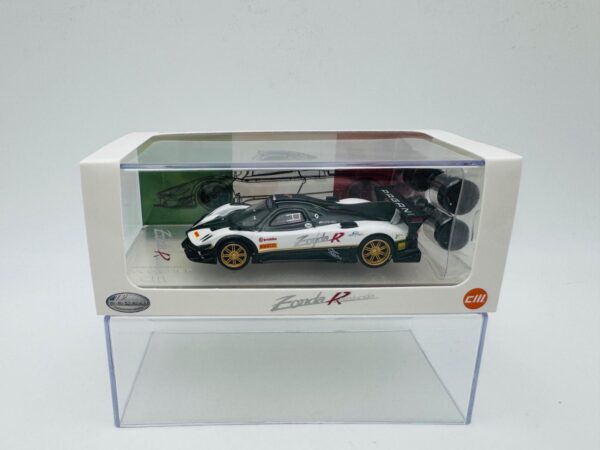 CM MODEL 1:64 PAGANI ZONDA REVOLUTION WHITE