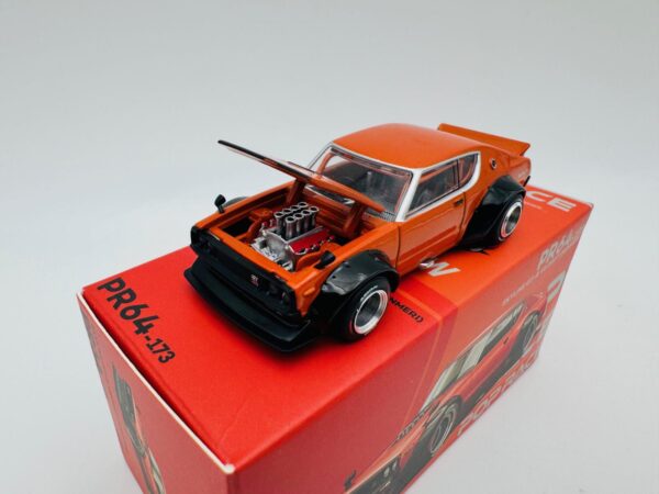 POP RACE 1:64 NISSAN SKYLINE GTR V8 DRIFT KENMERI - Imagen 2