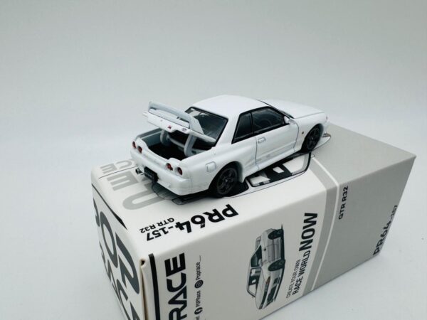 POP RACE 1:64 NISSAN GTR R32 - Image 5