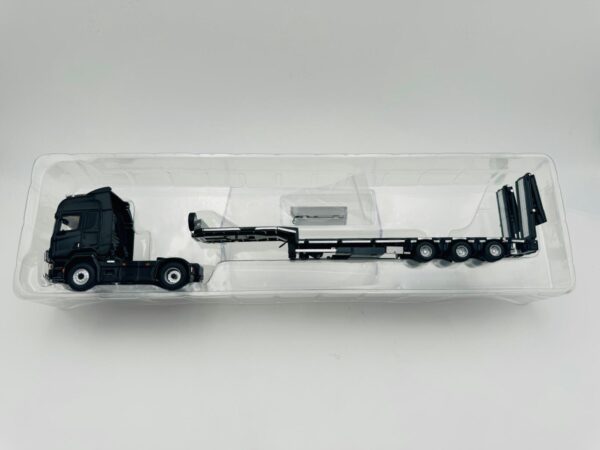 TIME MODEL 1:64 SCANIA FLATBED TRANSPORT BLACK - Imagen 2