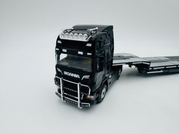 TIME MODEL 1:64 SCANIA FLATBED TRANSPORT BLACK - Imagen 4