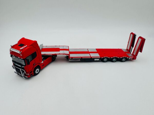 TIME MODEL 1:64 SCANIA FLATBED TRANSPORT RED