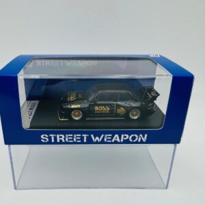 STREET WEAPON 1:64 BMW M3 E30 BOSS
