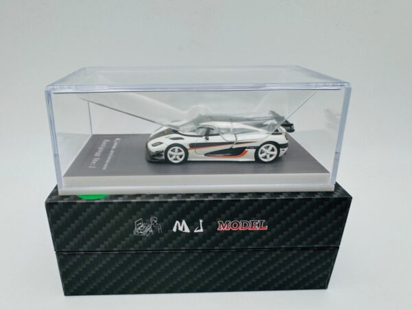 MJ 1:64 KOENIGSEGG ONE 1 - Imagen 2