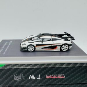 MJ 1:64 KOENIGSEGG ONE 1