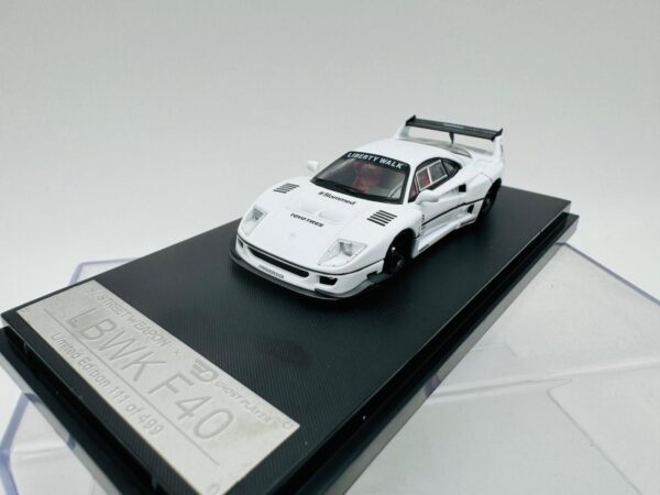 STREET WARRIOR 1:64 FERRARI F40 LBWK WHITE - Imagen 4