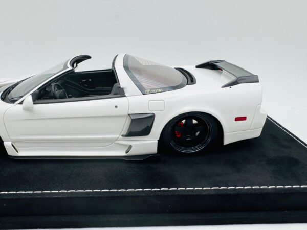ERROR404 1:18 HONDA NSX TRA BY CHRIS CUT ILLUSIONARY WHITE 04/20 - Image 4