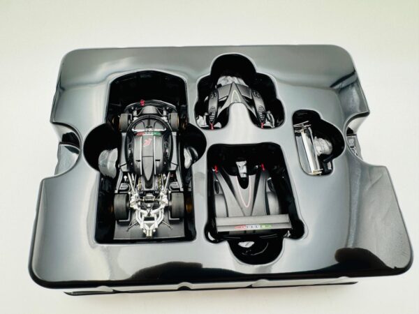 ALMOST REAL 1:64 PAGANI ZONDA R – Image 5