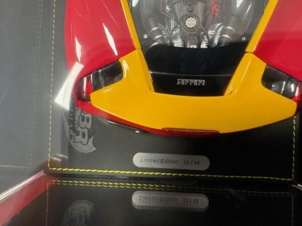 BBR 1:18 FERRARI 488 PISTA ROSSO CORSA 21/48 UNIDADES - Imagen 9