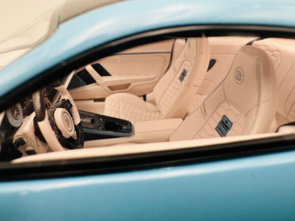 VIP 1:18 PORSCHE BRABUS ROCKET R 900 BLUE - Image 10