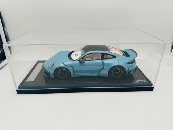 VIP 1:18 PORSCHE BRABUS ROCKET R 900 BLUE - Image 2