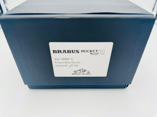VIP 1:18 PORSCHE BRABUS ROCKET R 900 BLUE - Image 11