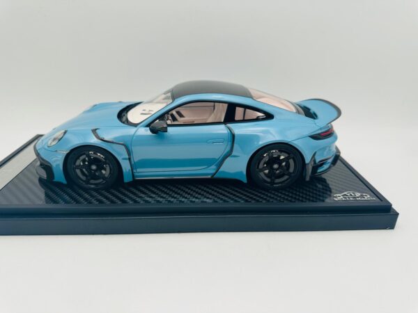 VIP 1:18 PORSCHE BRABUS ROCKET R 900 BLUE