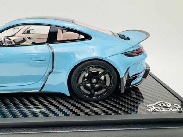 VIP 1:18 PORSCHE BRABUS ROCKET R 900 BLUE - Image 5