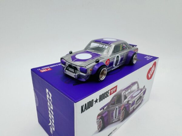 MINI GT 1:64 NISSAN SKYLINE 2000GTR KAIDO WORKS V1  165 NOVEDAD - Imagen 2